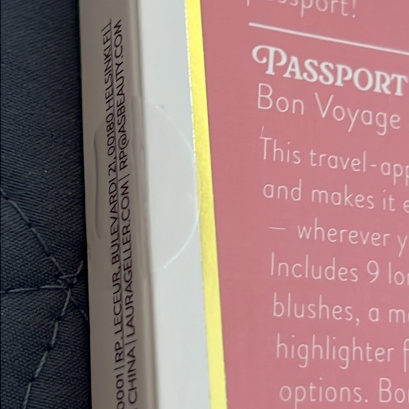 Bon Voyage LAURA GELLER BEAUTY Passport To Pretty Palette NEW-sealed - Picture 7 of 7